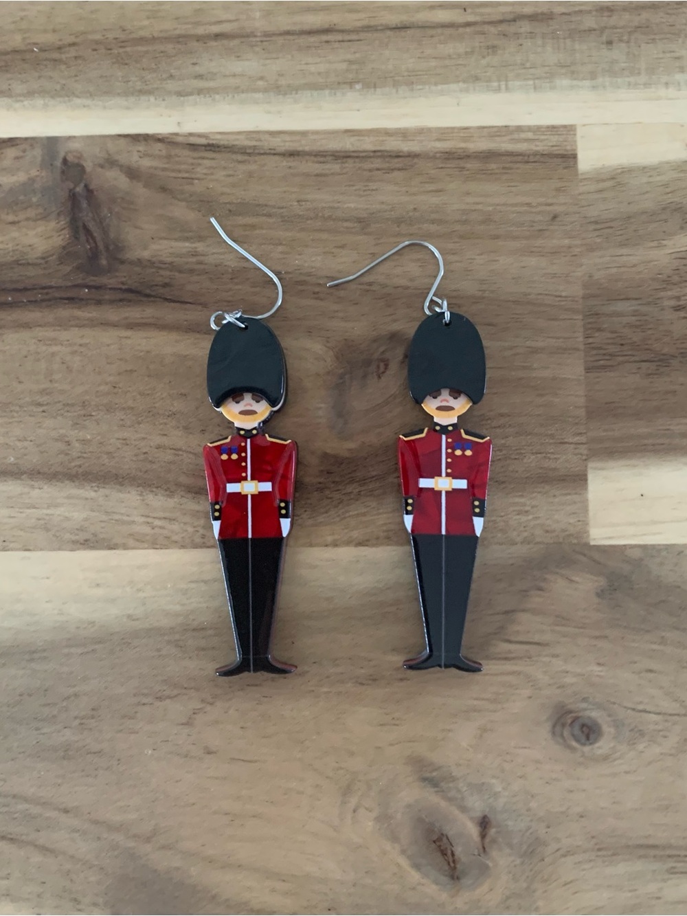 Erstwilder Changing of the Guard earrings London soldier NWOT
